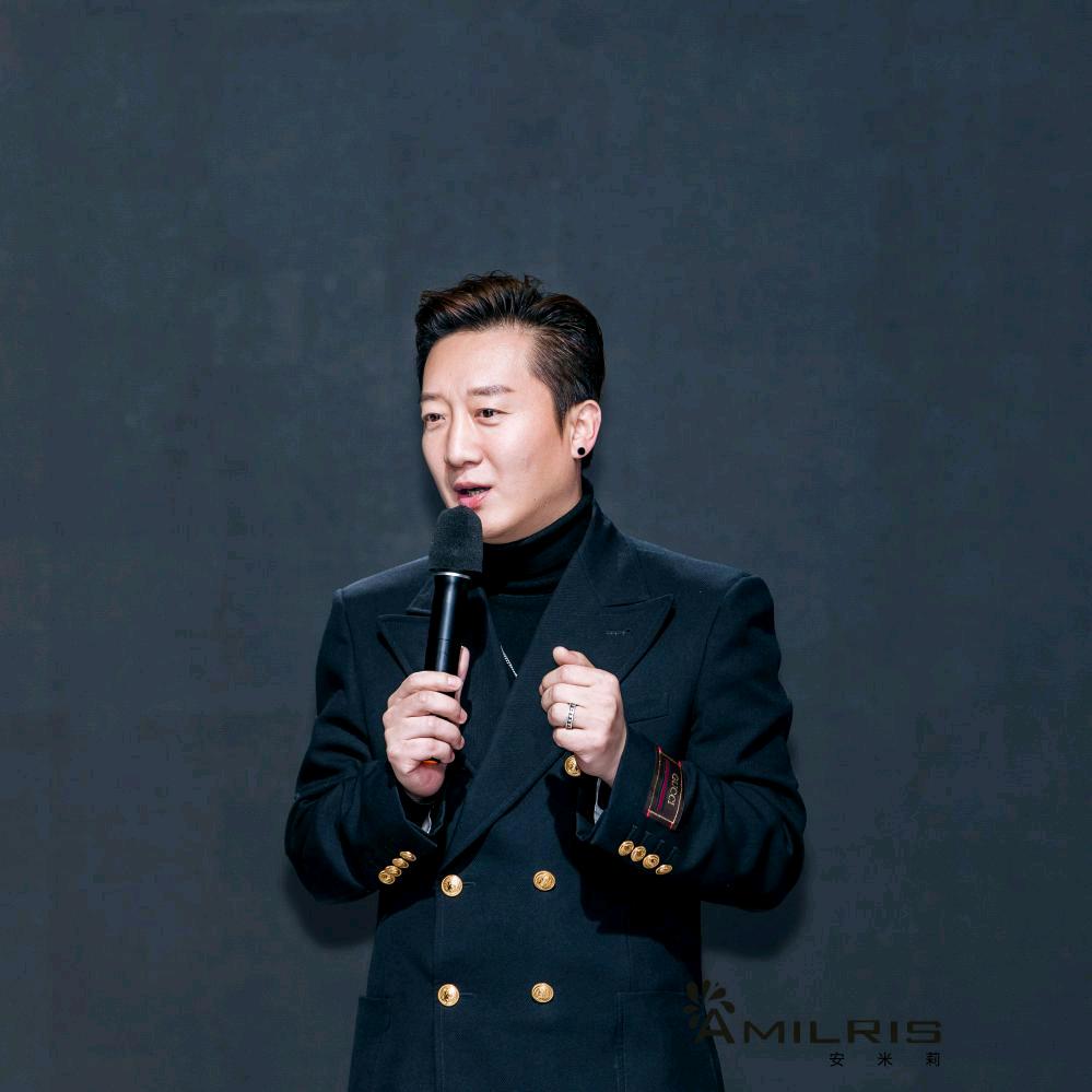 六哥（娱乐号）@抖音