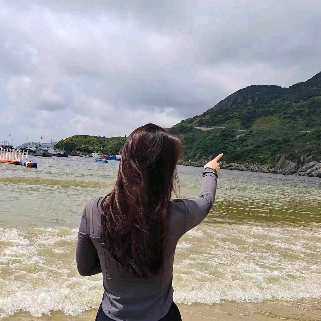 小朱收收收废品了