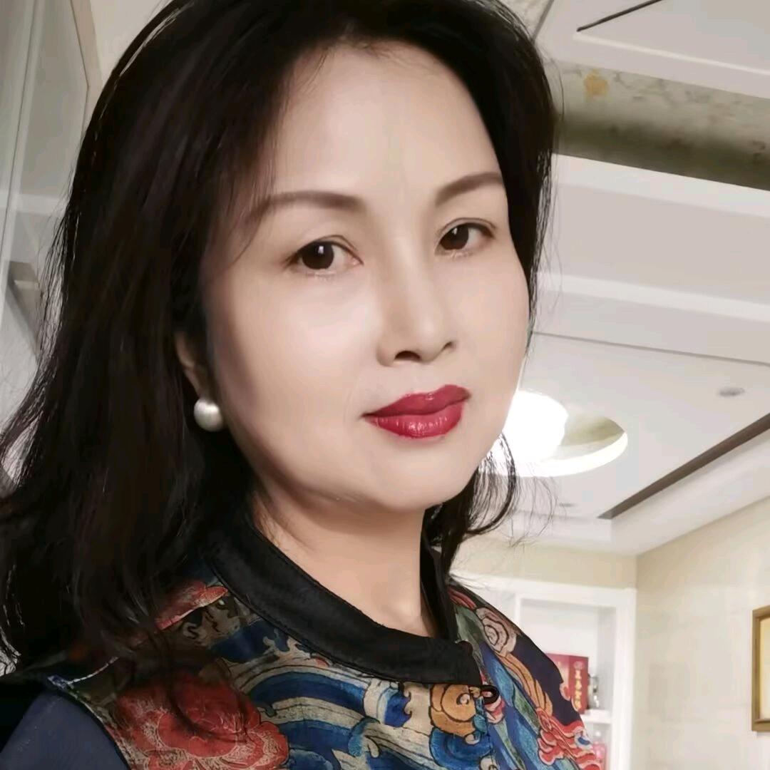 王珊