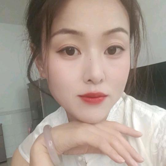 ξ( ✿＞◡❛)爱财爱己🌺