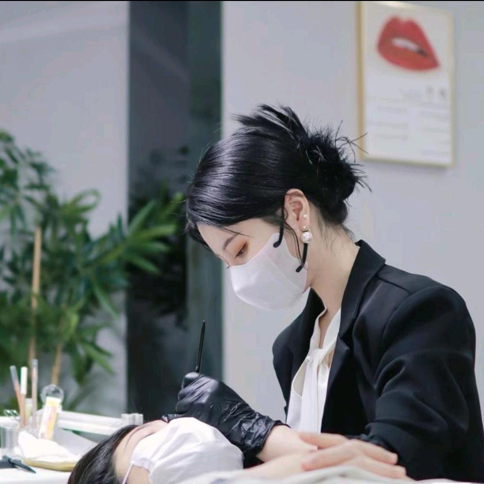 天津眉毛自助店  一姐/招学员