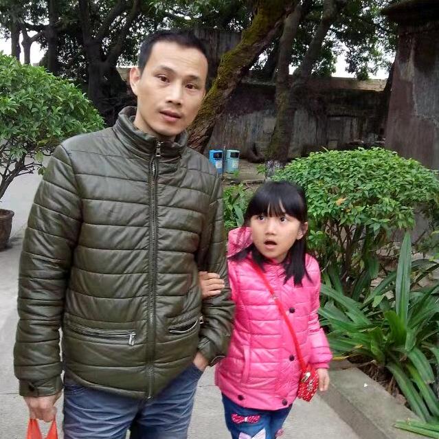 快乐🙂男孩