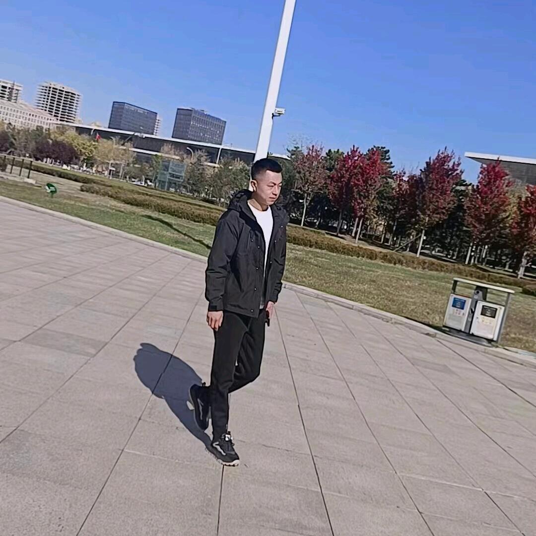 胡冰.🗯
