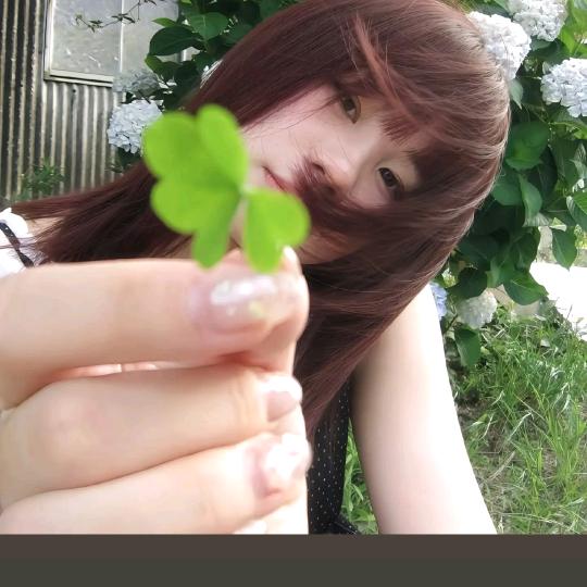 静静的听头像