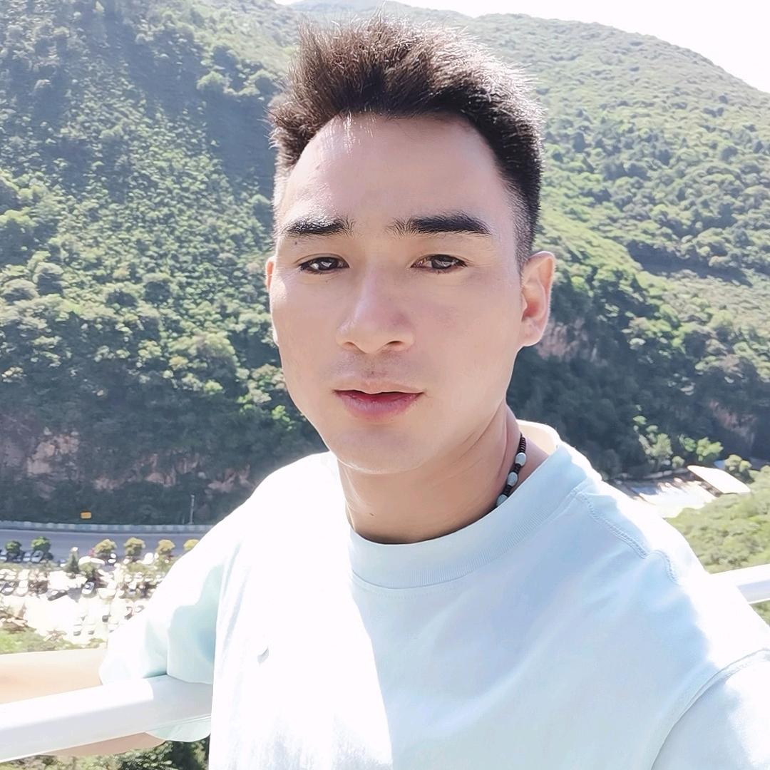 森彬