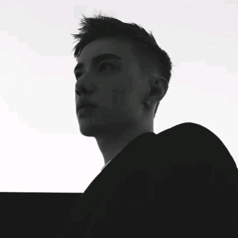 物是人非.