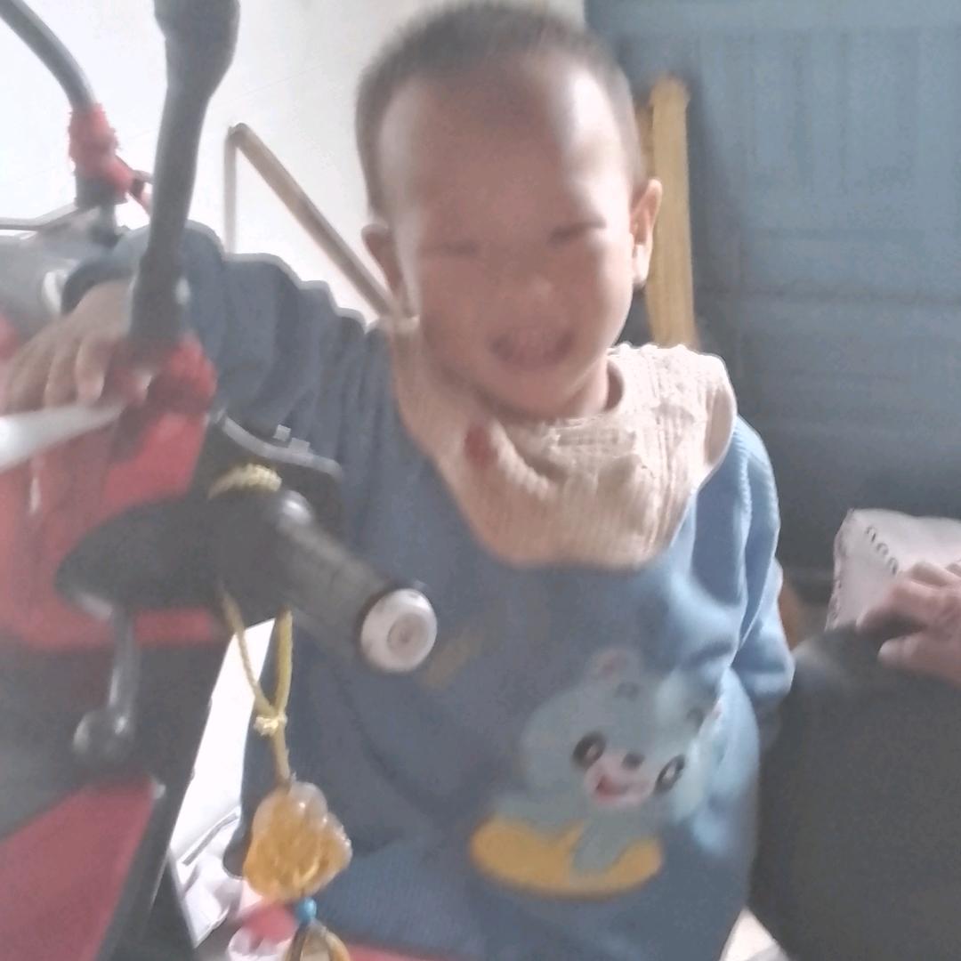 财富鱼馆黄红兰