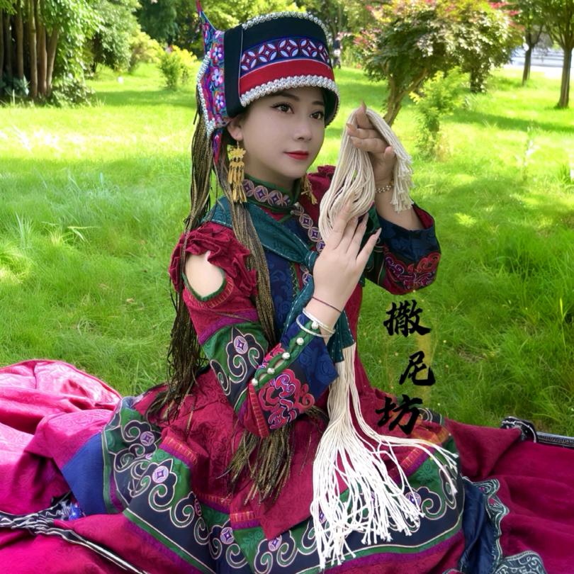 撒尼坊👗👗👗🍂🍂