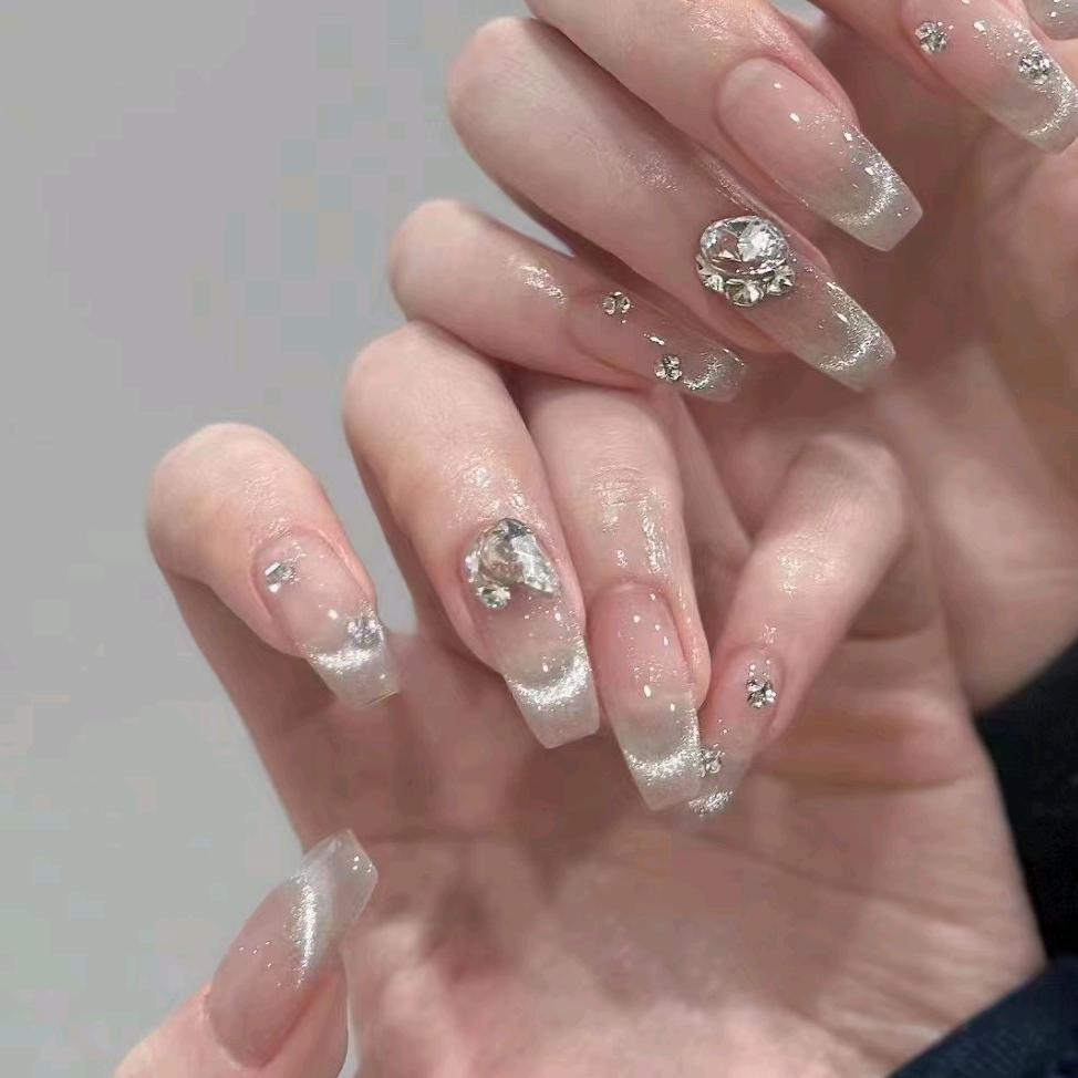 大琳美甲美睫官方号