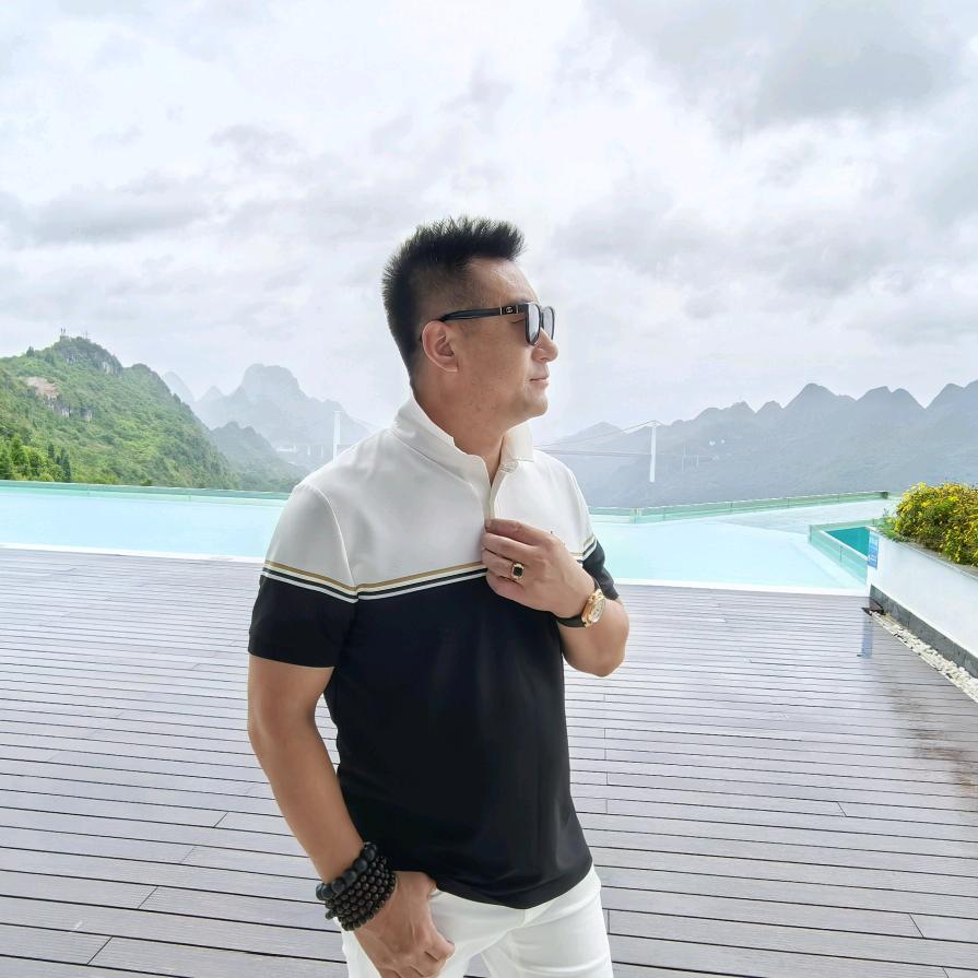 双迪众创美业贺龙