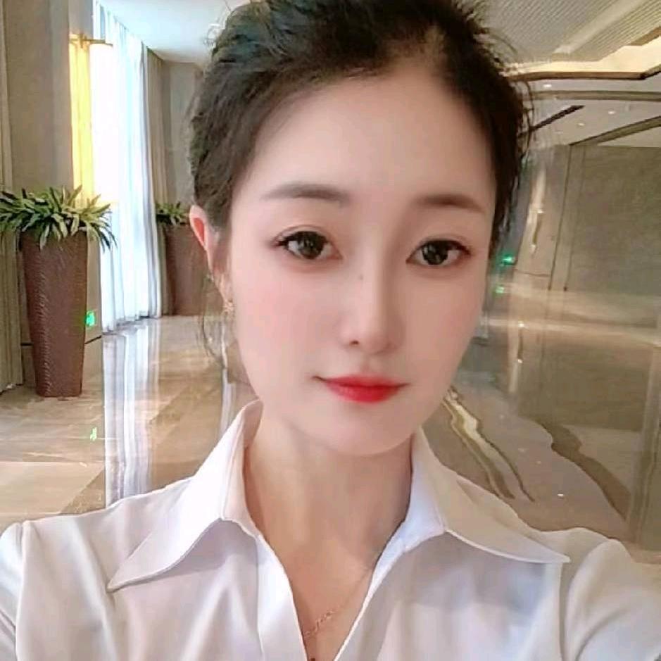 月亮湾维景沈兰爱跑步