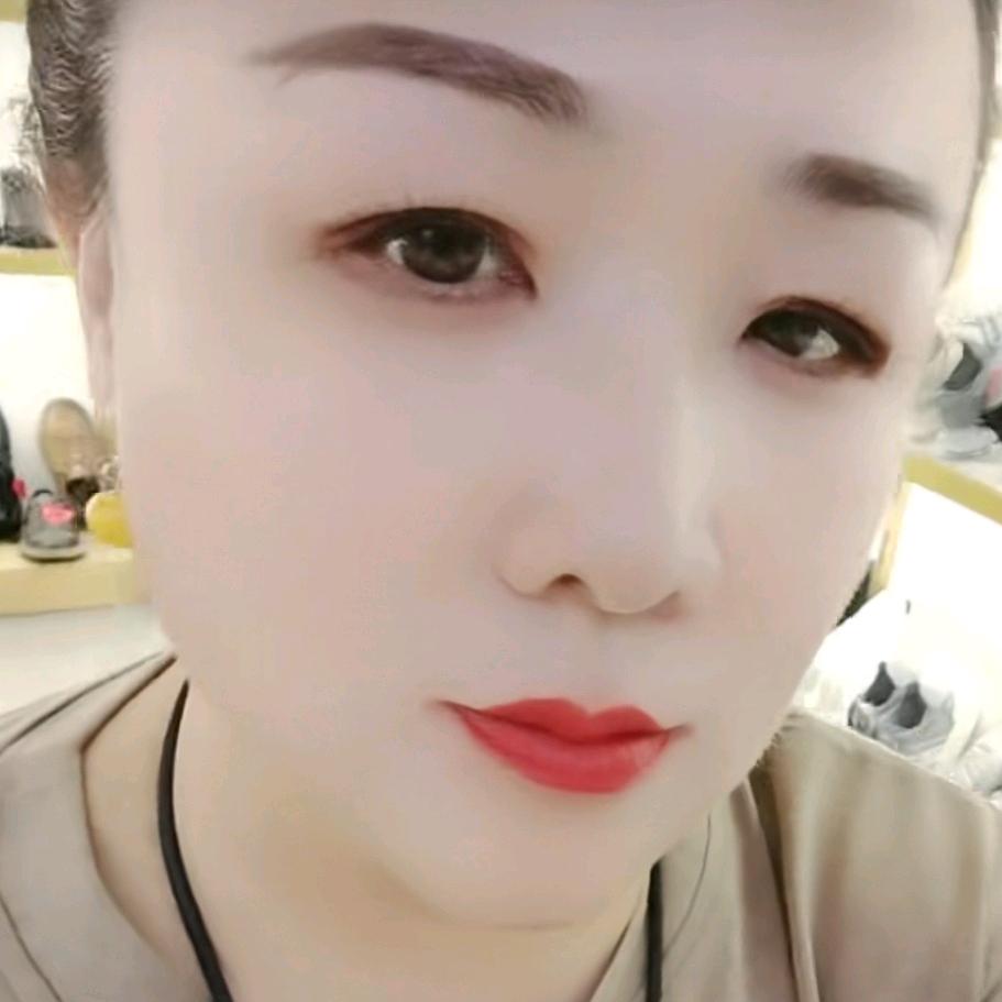 长治香鞋，品牌女装。