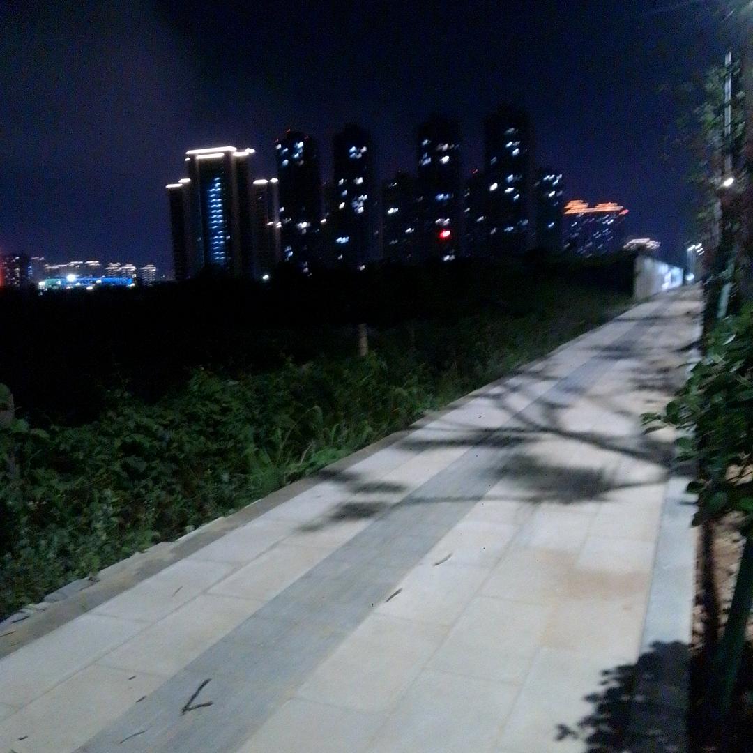 奎哥〈晚8:55首播〉