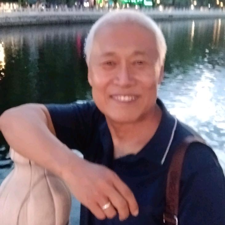 旅游新疆舞