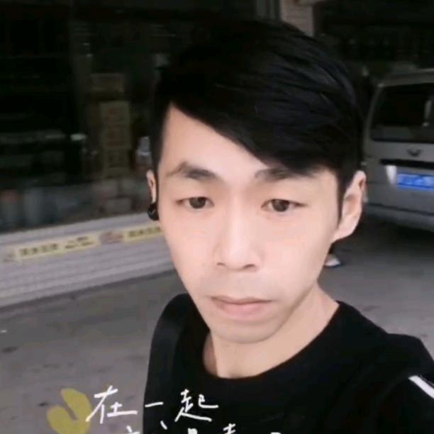 李董