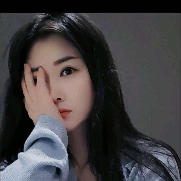 🌹一抹浅笑，物是人非