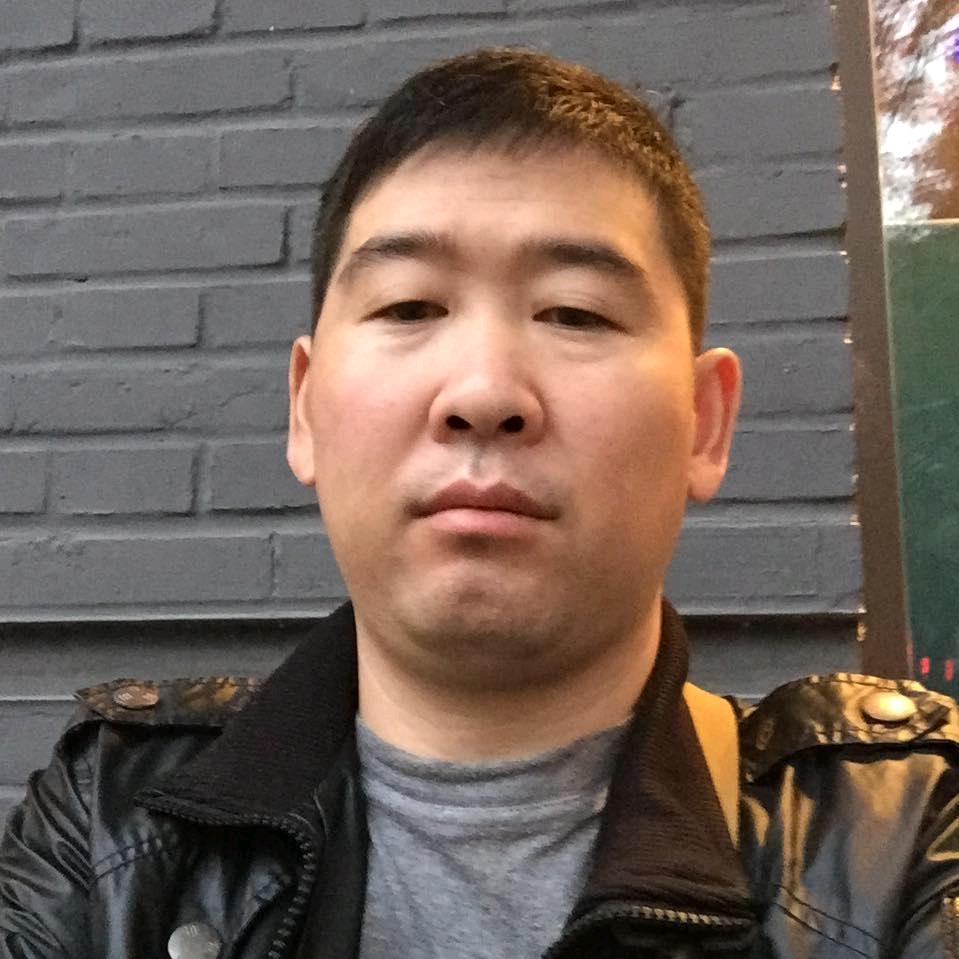 沙漠男