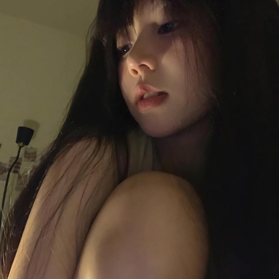 摆烂咸鱼.💤