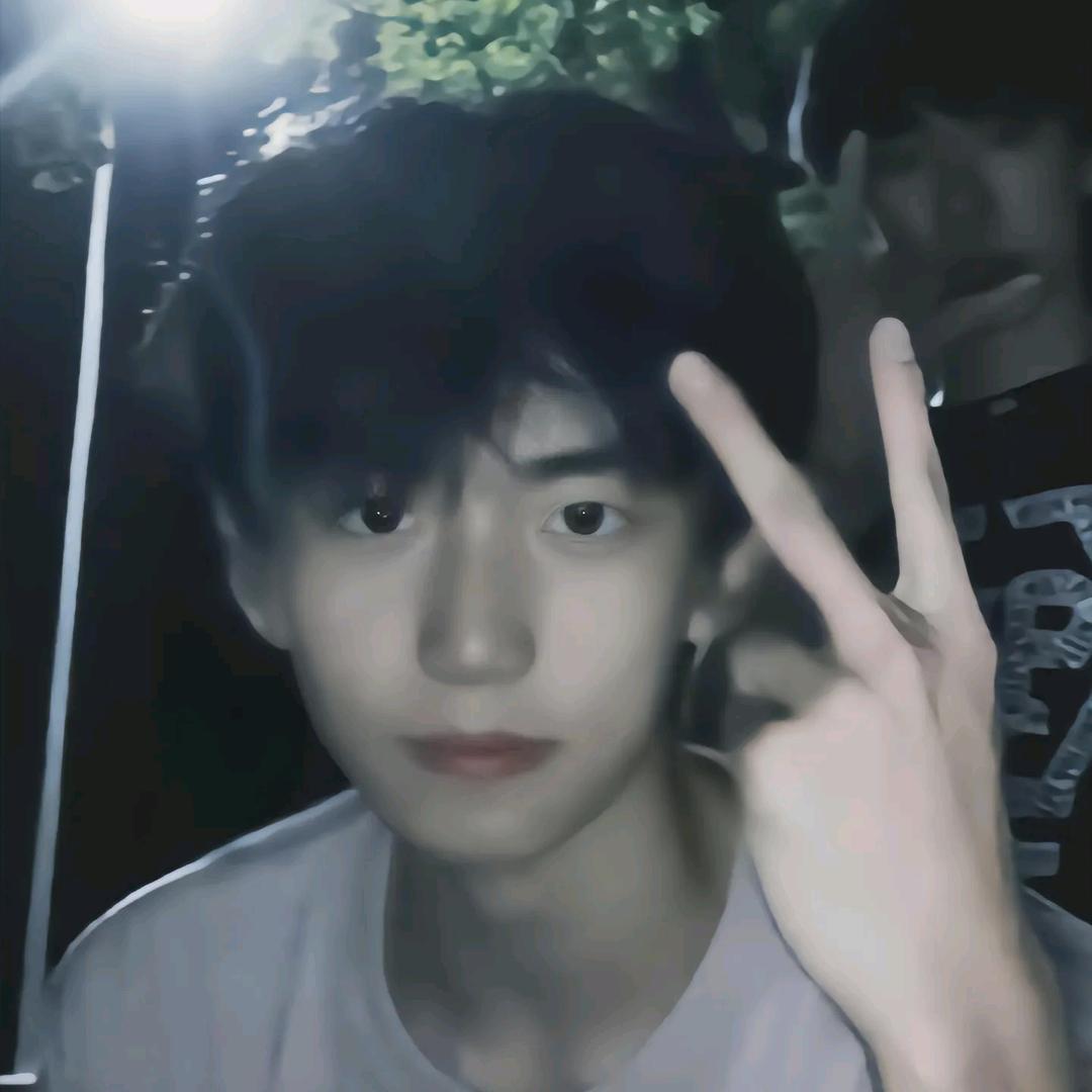 天真.