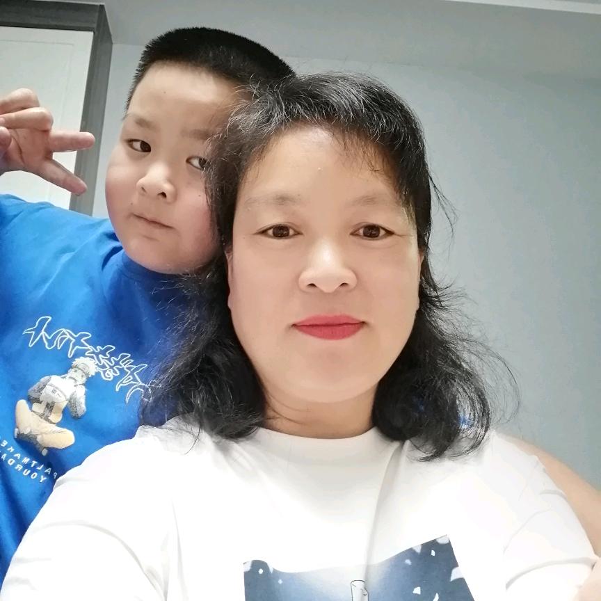 蓝月儿