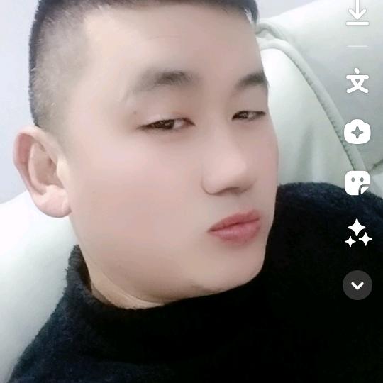 《专业打二次结构小泵和人工浇筑》刘创