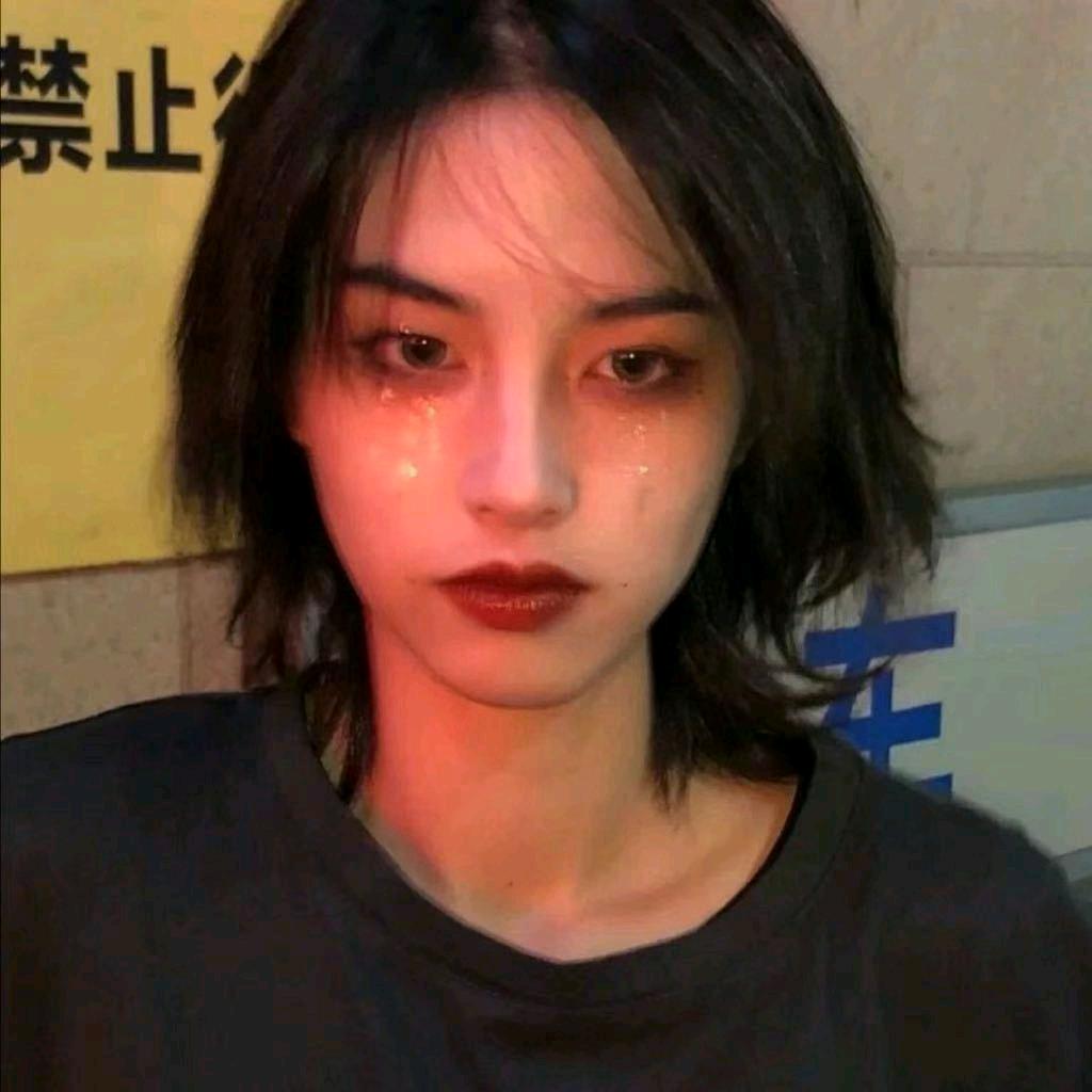 🌈头发炸毛了呦