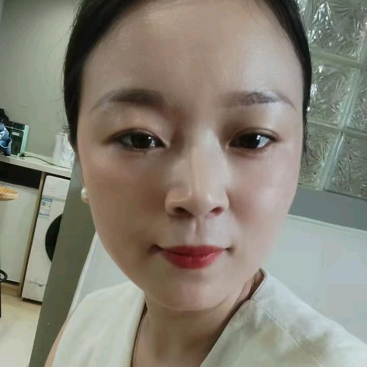 砀山佰草慕皮肤管理的李姐