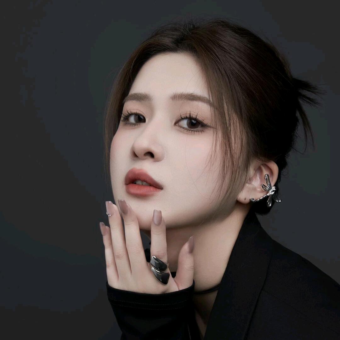 周小萌吖
