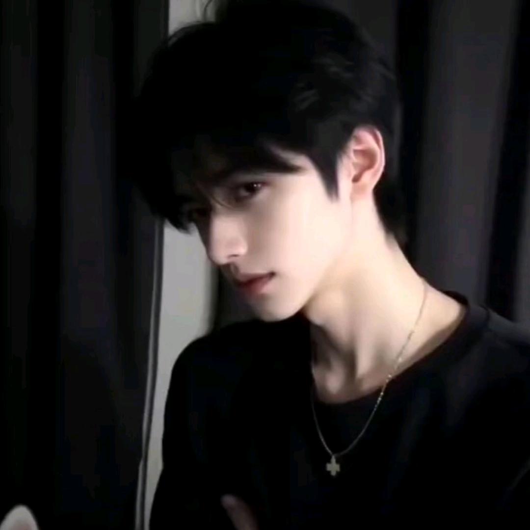 张单纯真的不单纯