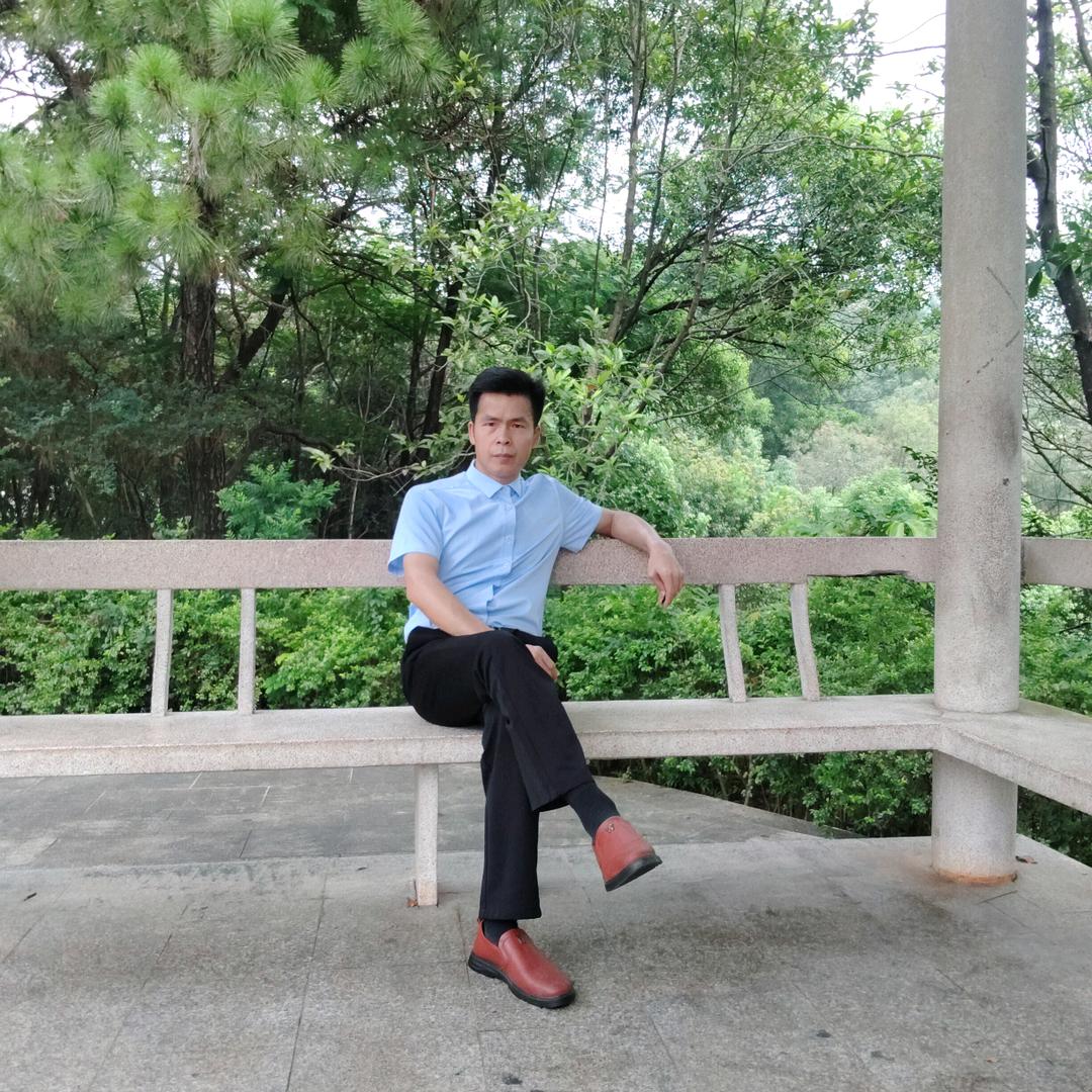 陪你牵手闯天涯