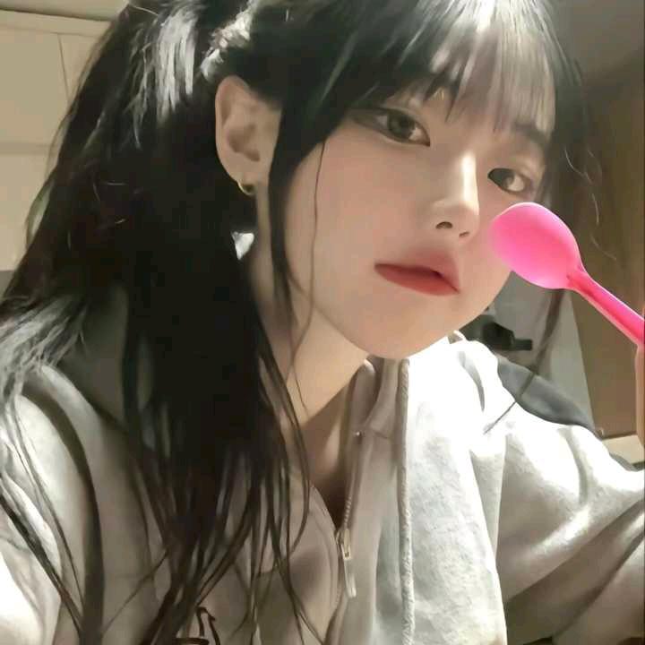 十 元