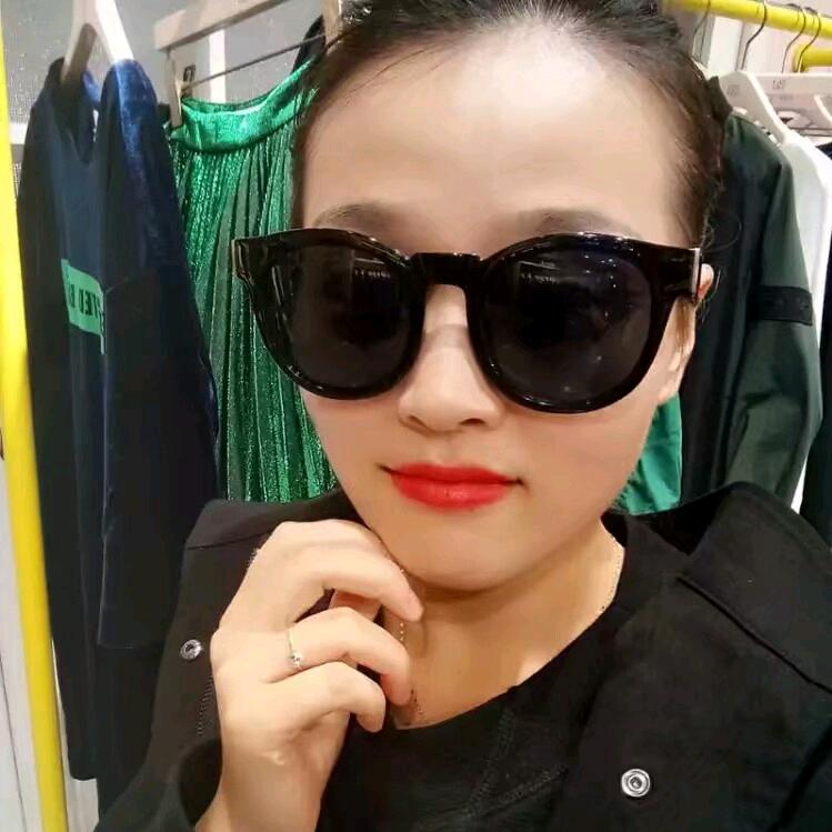 辰芯。麻麻🐟(彬彬同学)