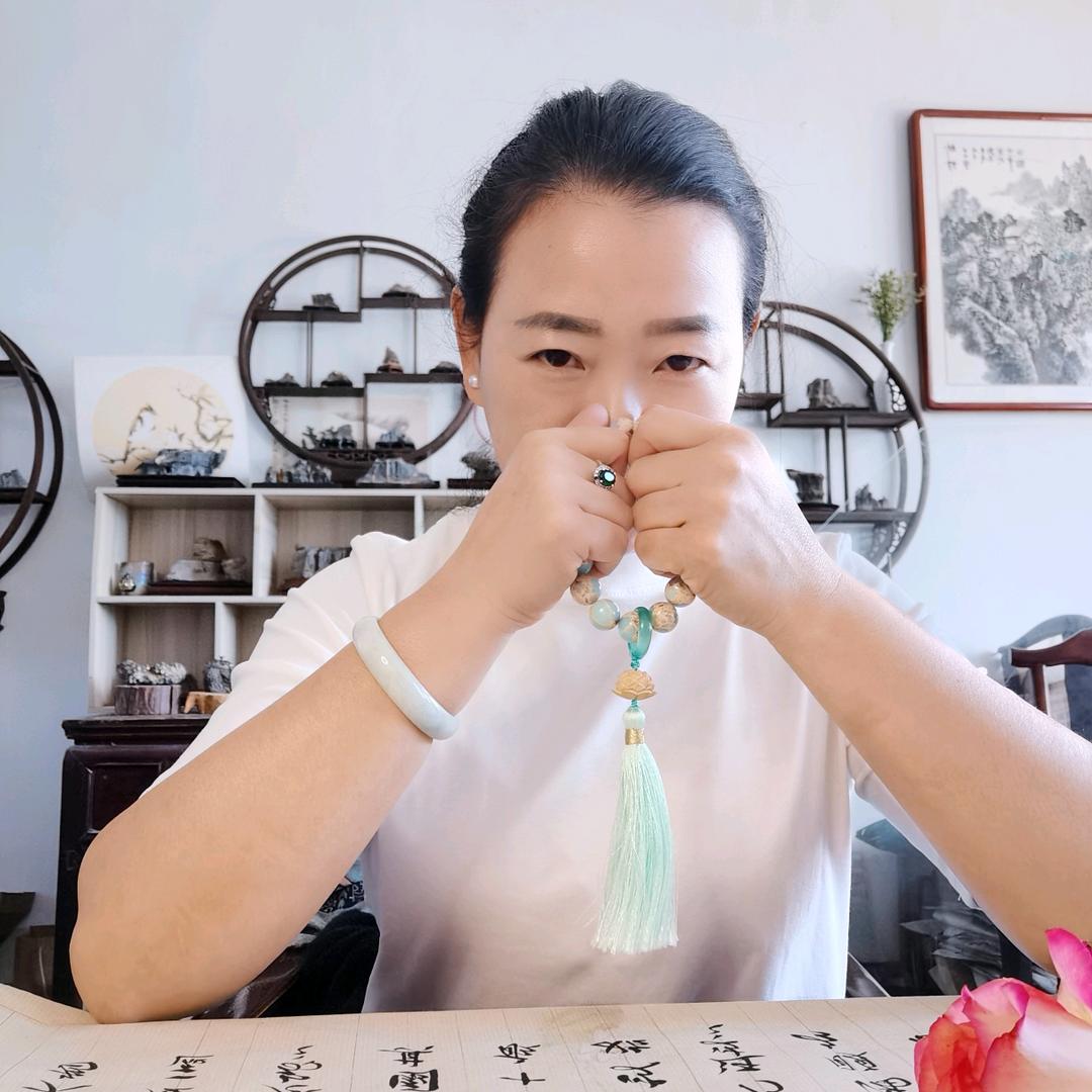 洛婉砚书