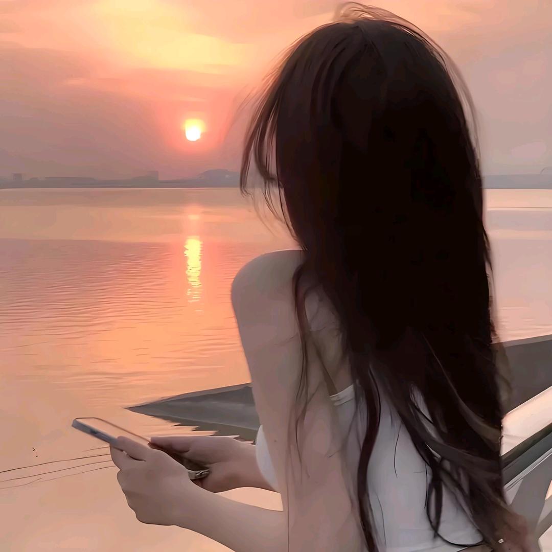 只喝露水的小仙女