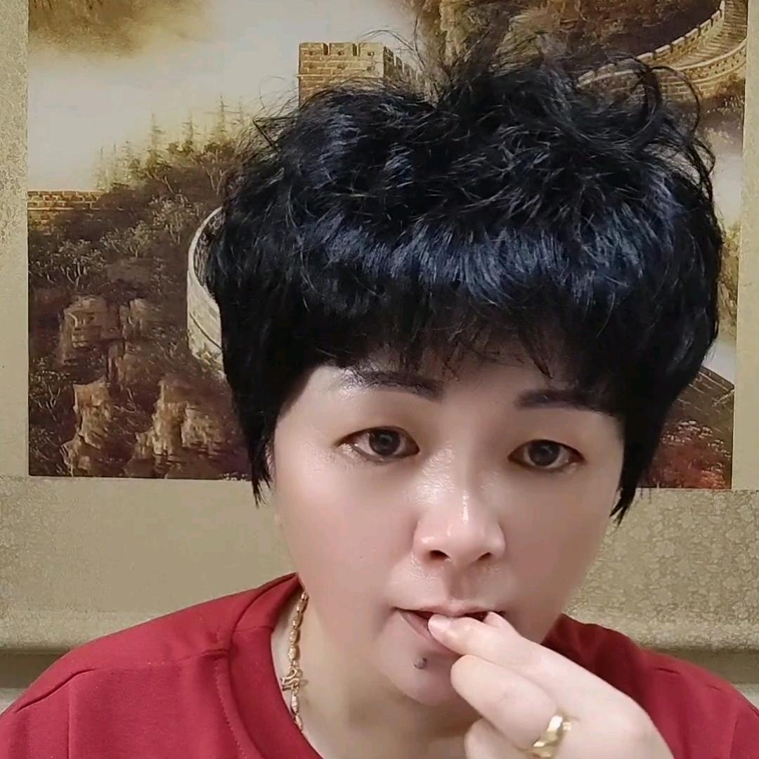 崔姐有点馋