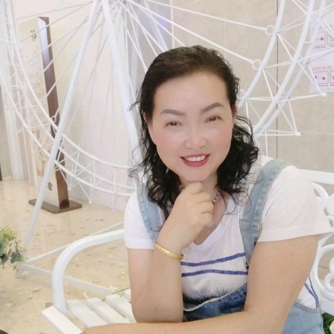 开开心心过好每一天~拒绝私聊，请勿连赞