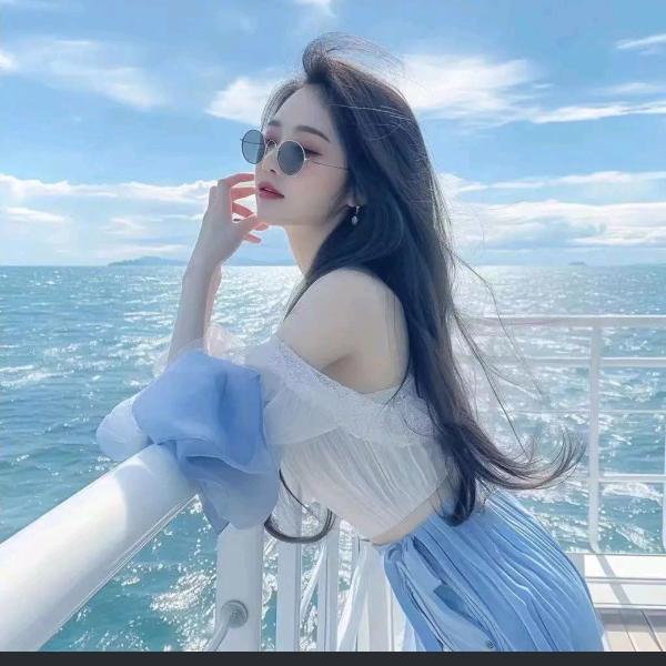 一颗梨树压海棠