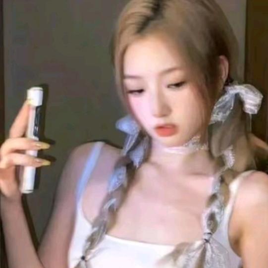 奕^颗荔枝