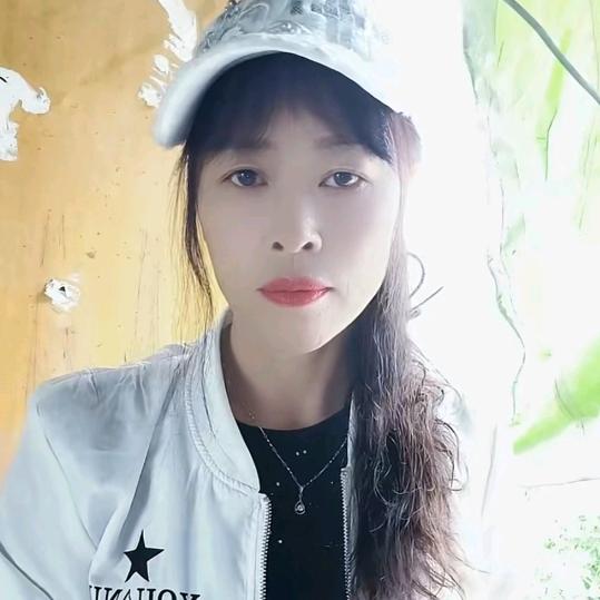 梅子,✈️(小号下午5:30。开播)