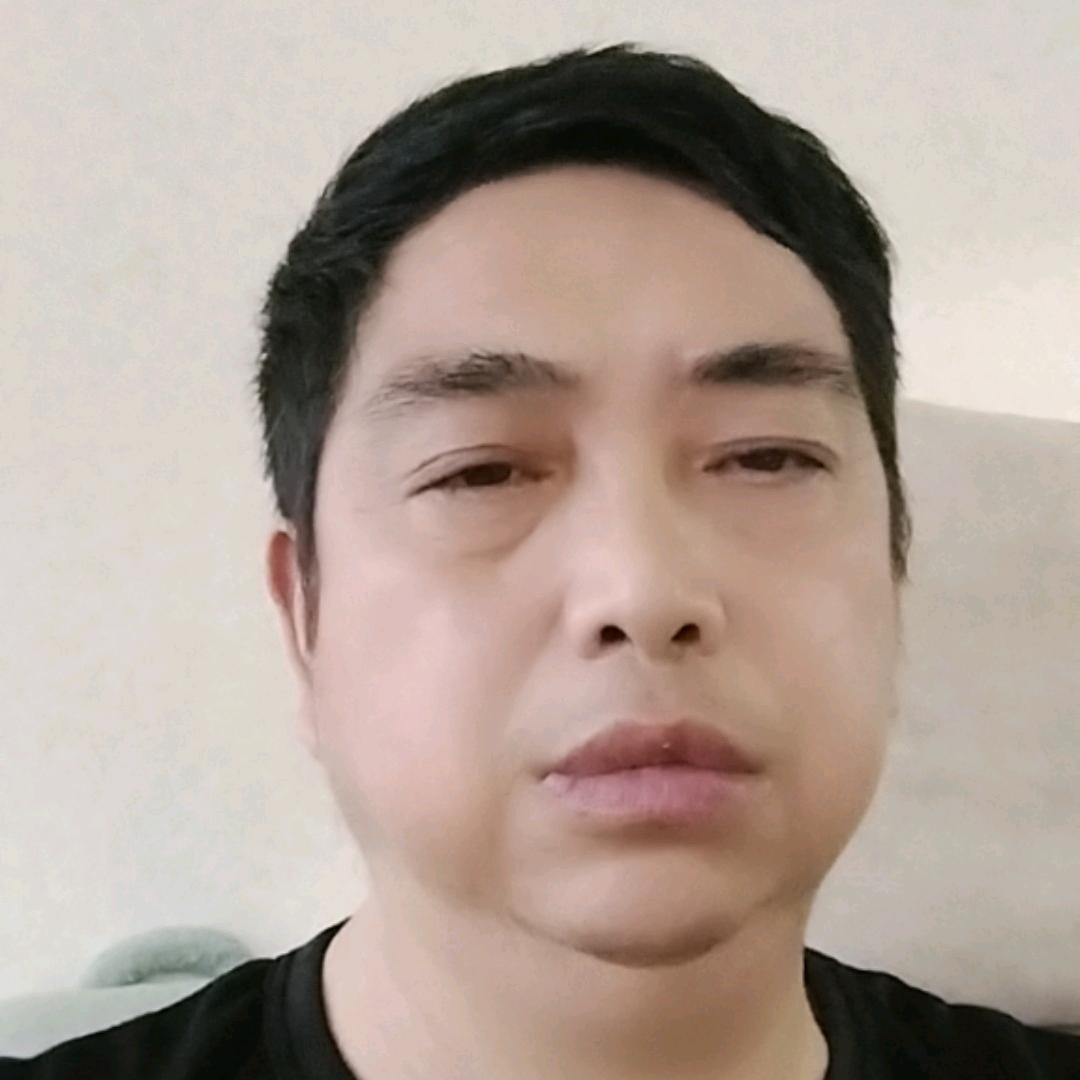 爱唱老歌的韩老师