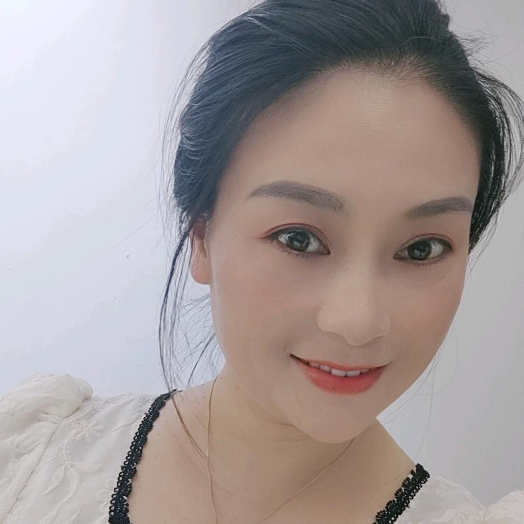 陈姐：刘河纤姿服饰