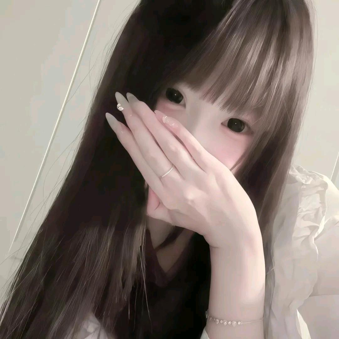 ₌᳐˃ ˄ ˂₌᳐