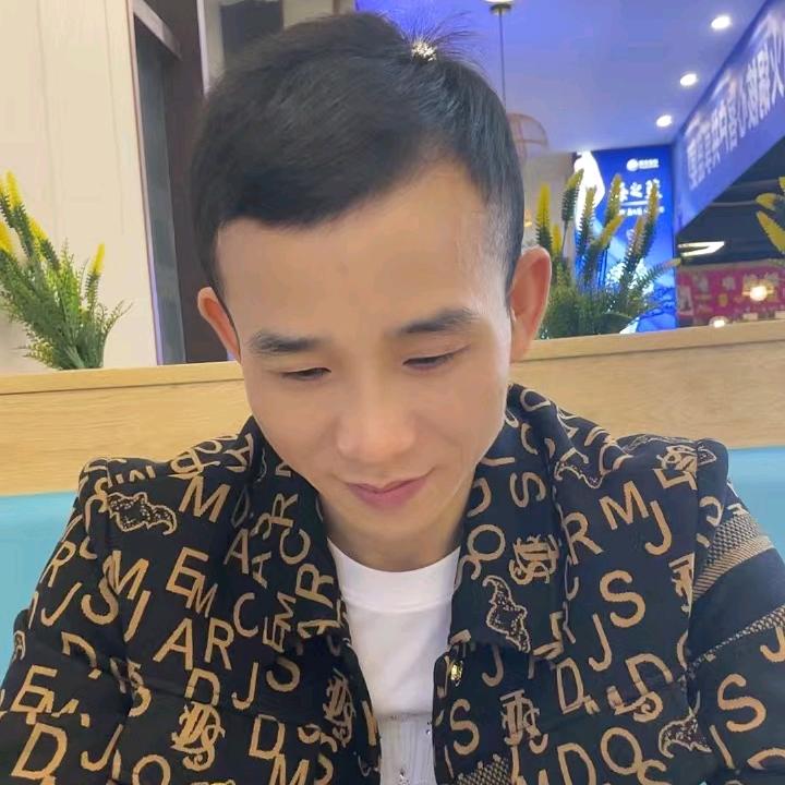 志在四方：