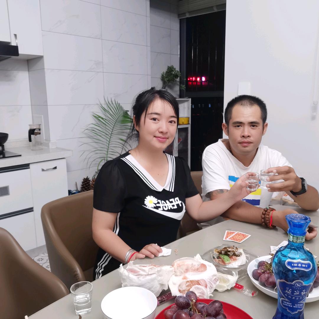 孟连荣妈家美食多多