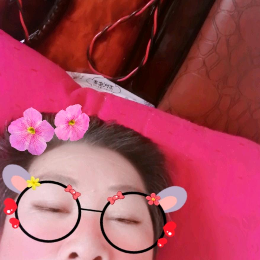 哦/