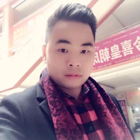 华仔哥、