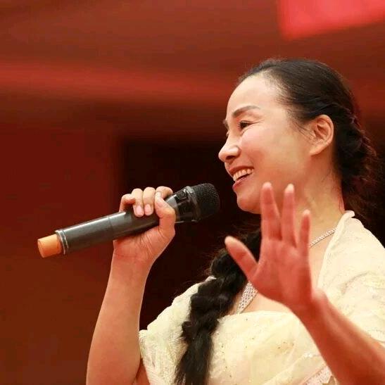 Hello：朋友你还记得我吗！青春姐