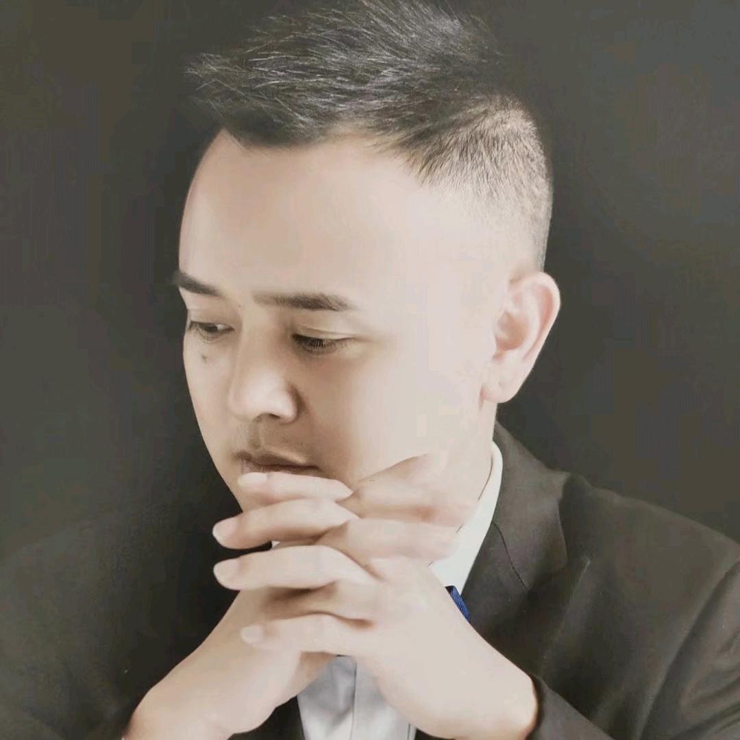 全国婚恋服务工作者小哥