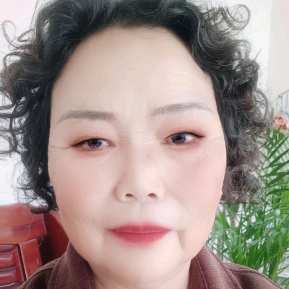 我家飞来金凤凰