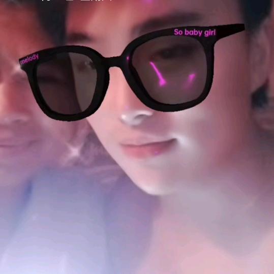 专业嫁接桃树。